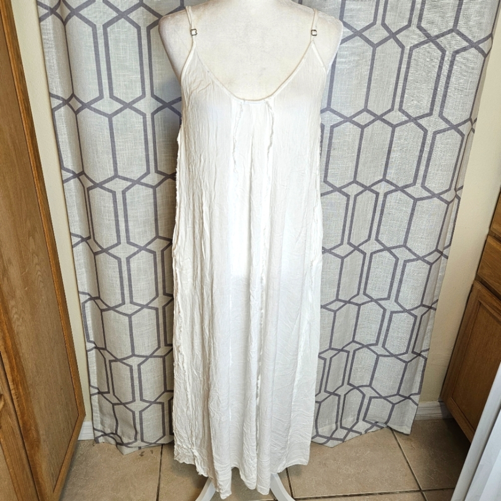 Elan maxi summer dress cover up size S straps rayon Side pockets White